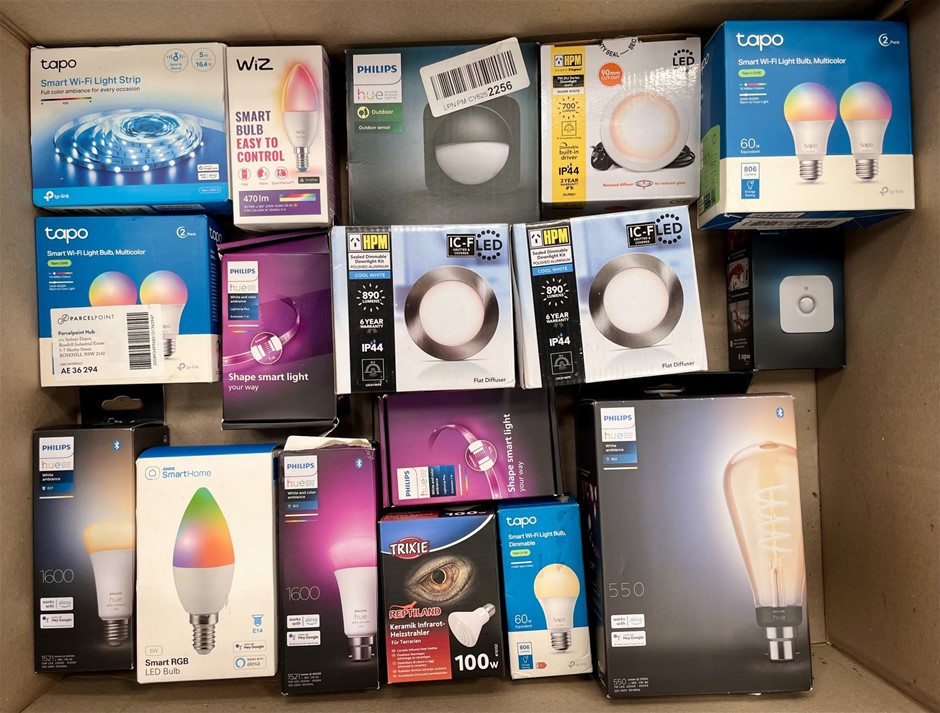 17 x Assorted Smart Lighting Products Including PHILIPS, TAPO, WiZ & More.