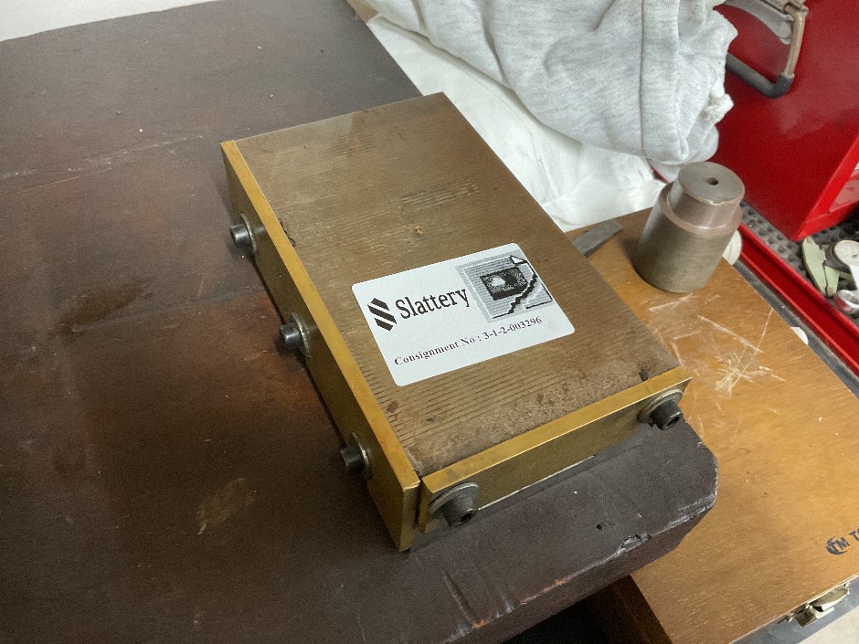 Magnetic Chuck