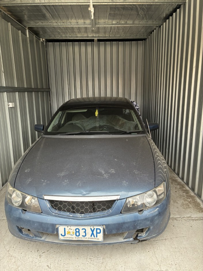 Overdue Storage: 2003 Holden Executive Petrol Sedan