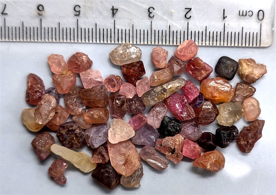 75 carats uncut rough SPINEL Gemstones