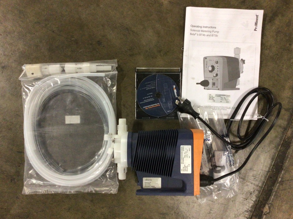 <p>Prominent Fluid Metering Pump</p>