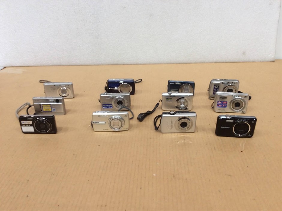 Mixed Sony, Olympus, Nikon, Canon & Samsung Digital Cameras (Lot of 12)