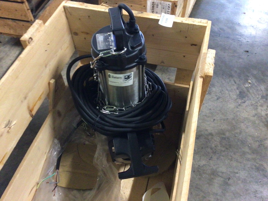<p>UF Ultraflow Submersible Pump</p>