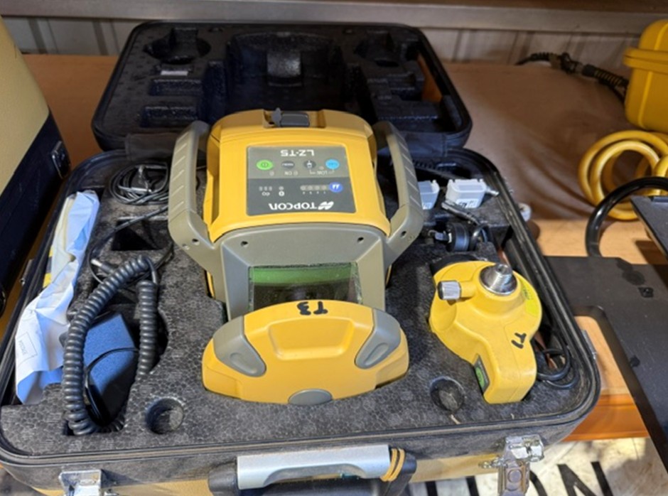 Topcon LZ-T5 Laser Transmitter