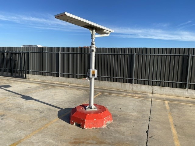 All in One Solar Temporary Street Light