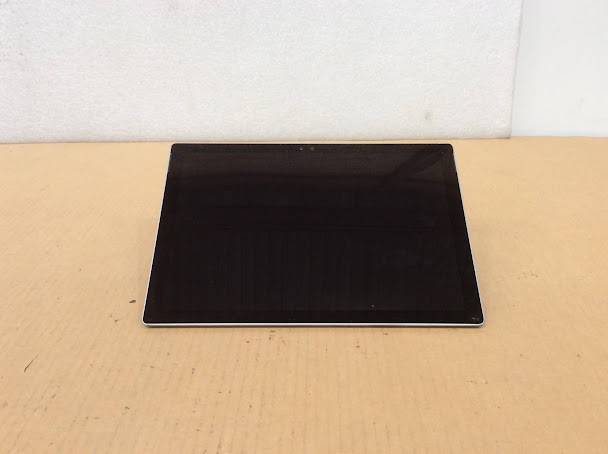 Microsoft Surface Pro 4 (1724) Laptop i5-6300U 8GBRAM/256GB