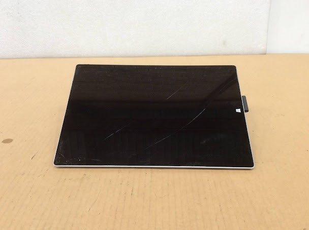 Microsoft SURFACE PRO3 1631 Laptop i3-4020y 4GBRAM/64GB