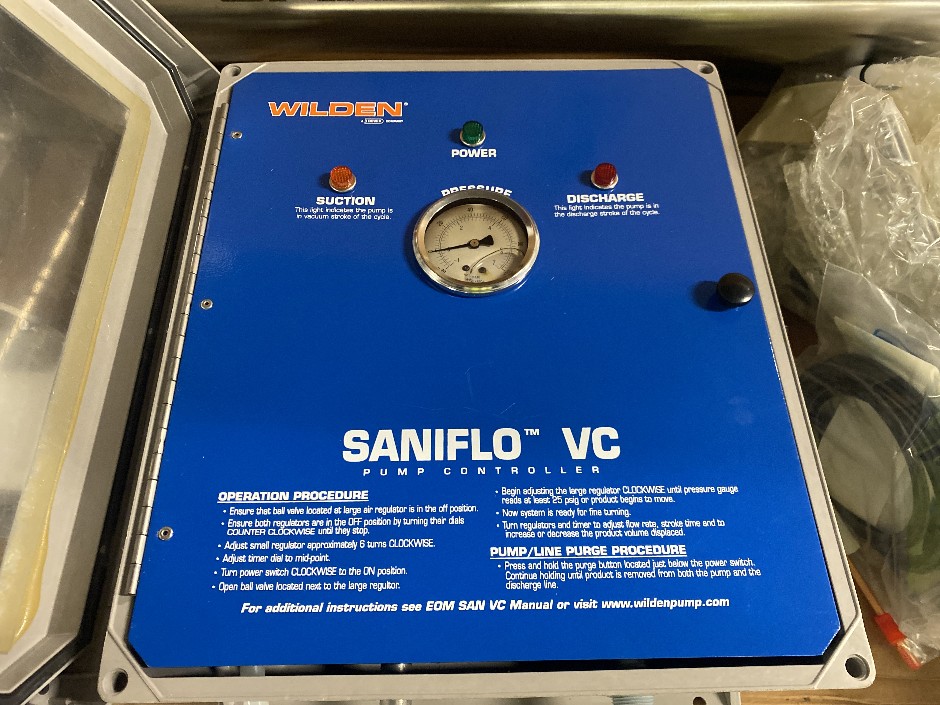Wilden SANIFLO VC Pump Controller with Stainless Steel Fittings