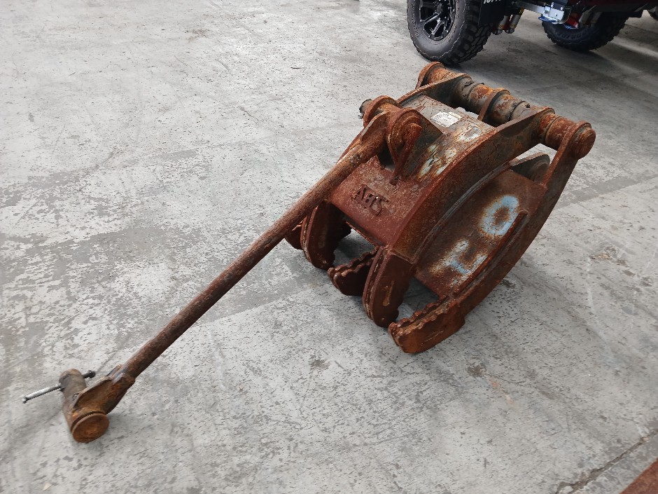 <p>ABS Rock Grab Attachment</p>