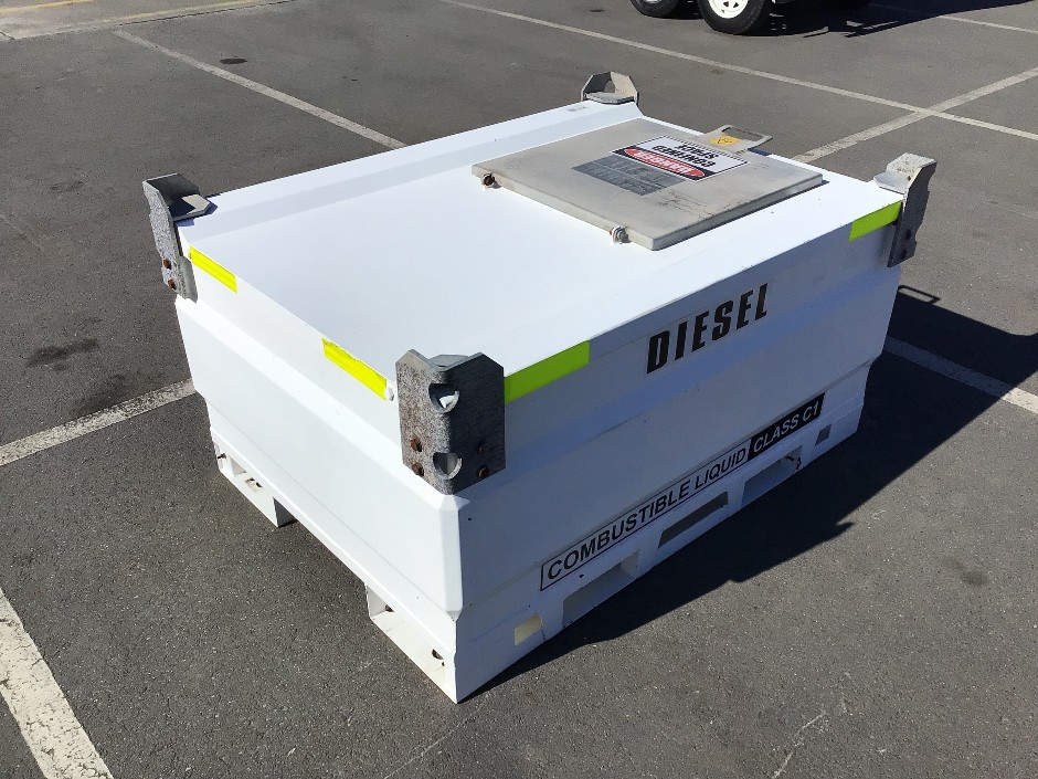 <p>Bunded 500L Safe Fill Diesel Fuel Tank with Level Gauge</p>
