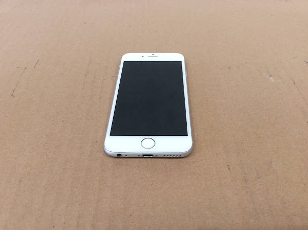 APPLE IPHONE 6 (A1586) Phone 128GB
