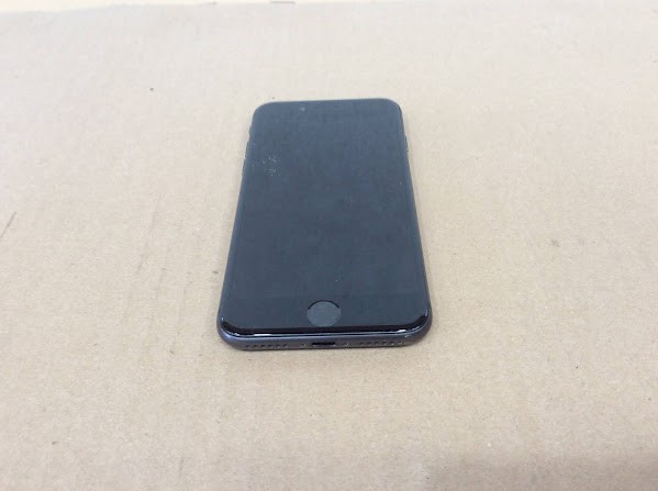 Apple iPhone 8 (A1863) Phone 64GB Black