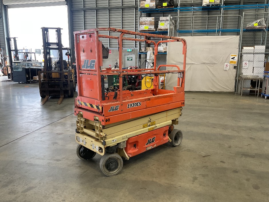 <p>2018 JLG 1930 ES Scissor lift</p>