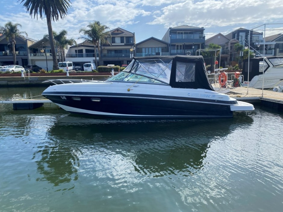 2004 Four Winns 245 Sundowner