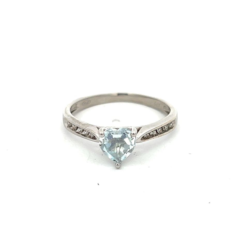 9ct White Gold Aquamarine & Diamond Ring