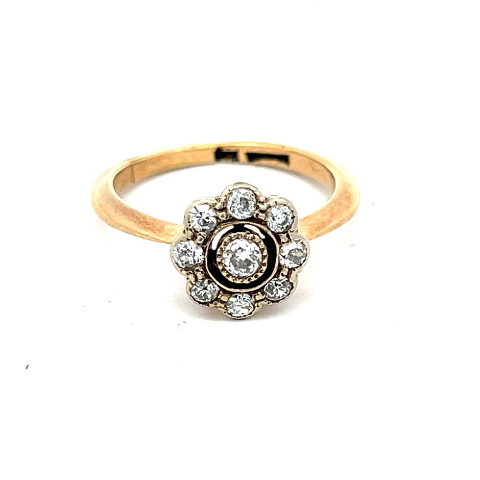 18ct Yellow Gold Diamond Cluster Ring