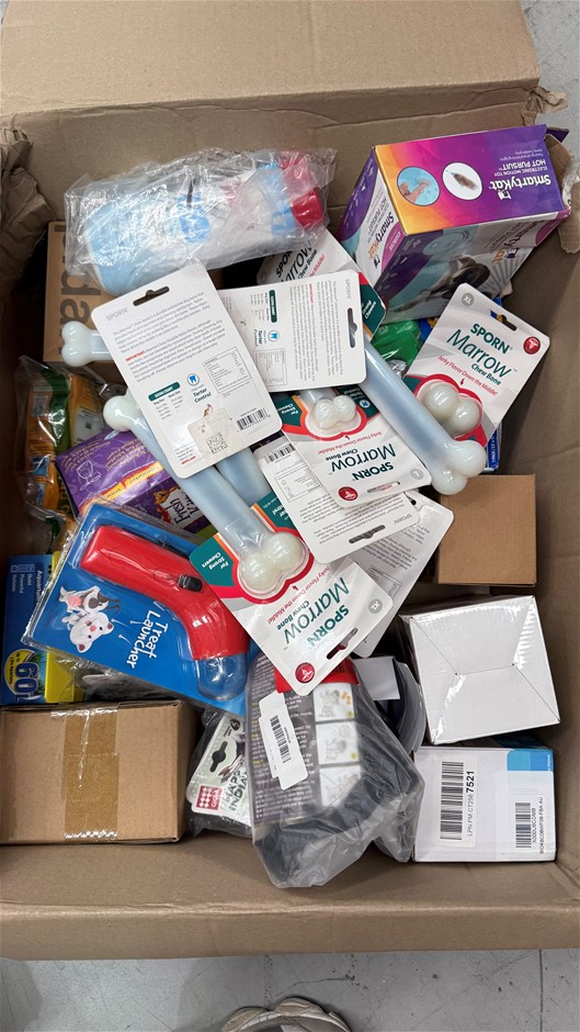 Assorted Box of Pet Items. NB: Items may not be in original packaging and m