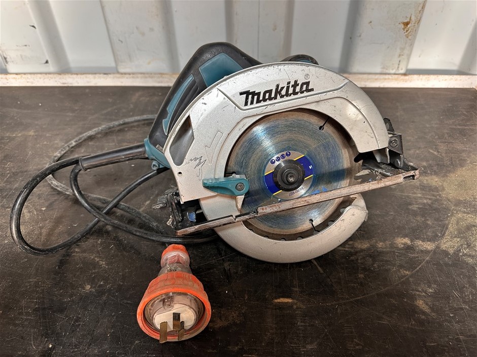 Makita Skill Saw HS7000