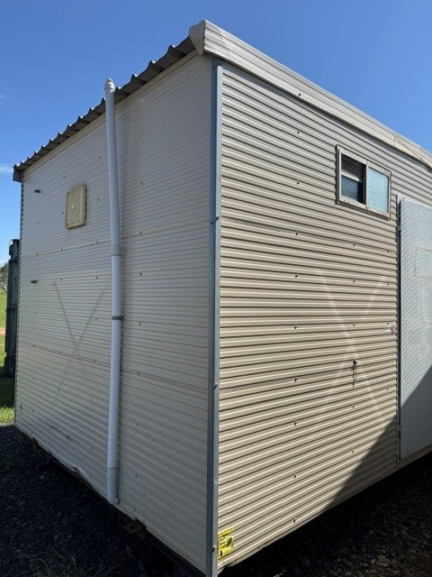 Ablution Block 4.8M x 3.0M *Tamworth NSW**