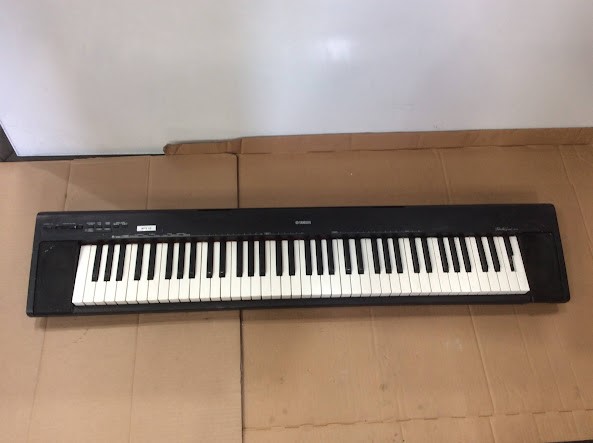 Yamaha NP-30 Portable Electronic Keyboard