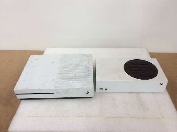 Microsoft Xbox One S 1681&Xbox Series S Console (Lot of 2)
