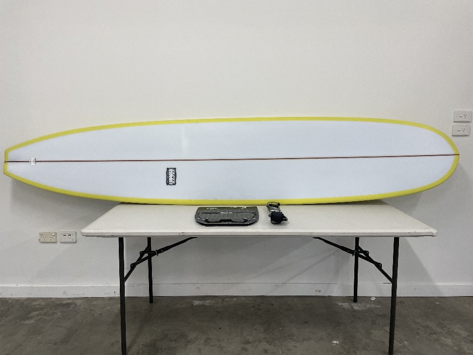 9’8” Beach Beat Lucky 13 Surf Board & Accessories