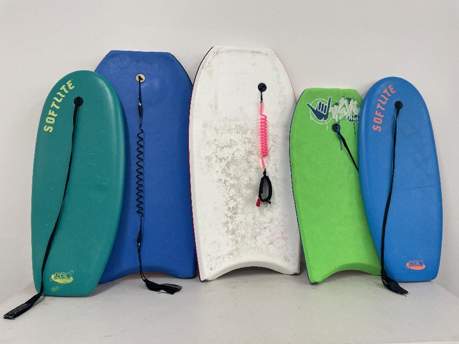 <p>5x Assorted Boogie Boards</p>