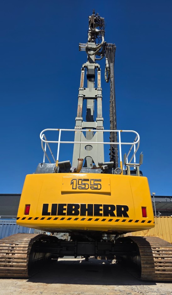 Liebherr LRB155 Piling & Drilling Rig with Sheet Pile Vibrator