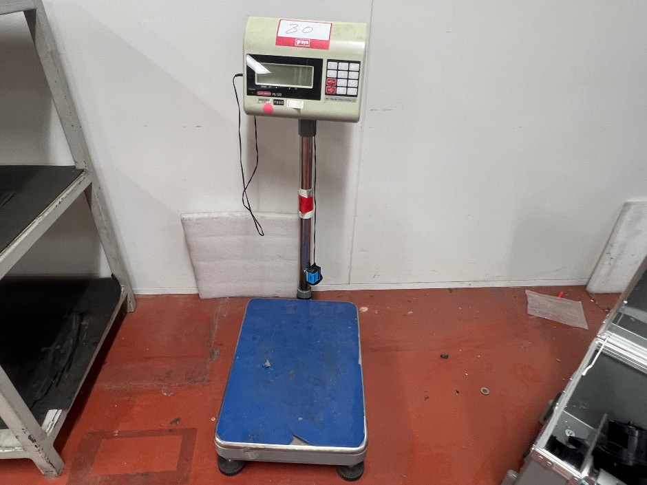 HL122 scales