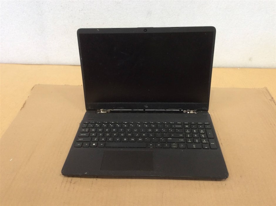 HP 15s-fq5121TU Laptop I5-1235U 4GBRAM 256GB Black