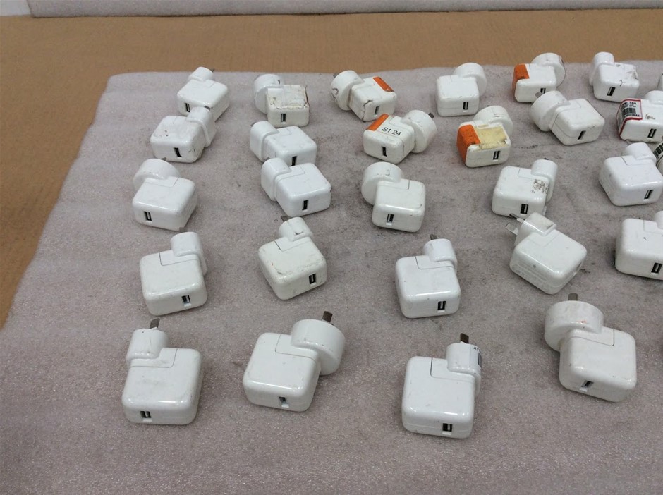 Apple 61W USB-C Power Adapter (Lot of 40)