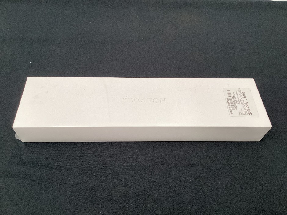 <p>Apple Watch Series 6 44mm Space Grey Aluminium Black Sport Band GPS Smar