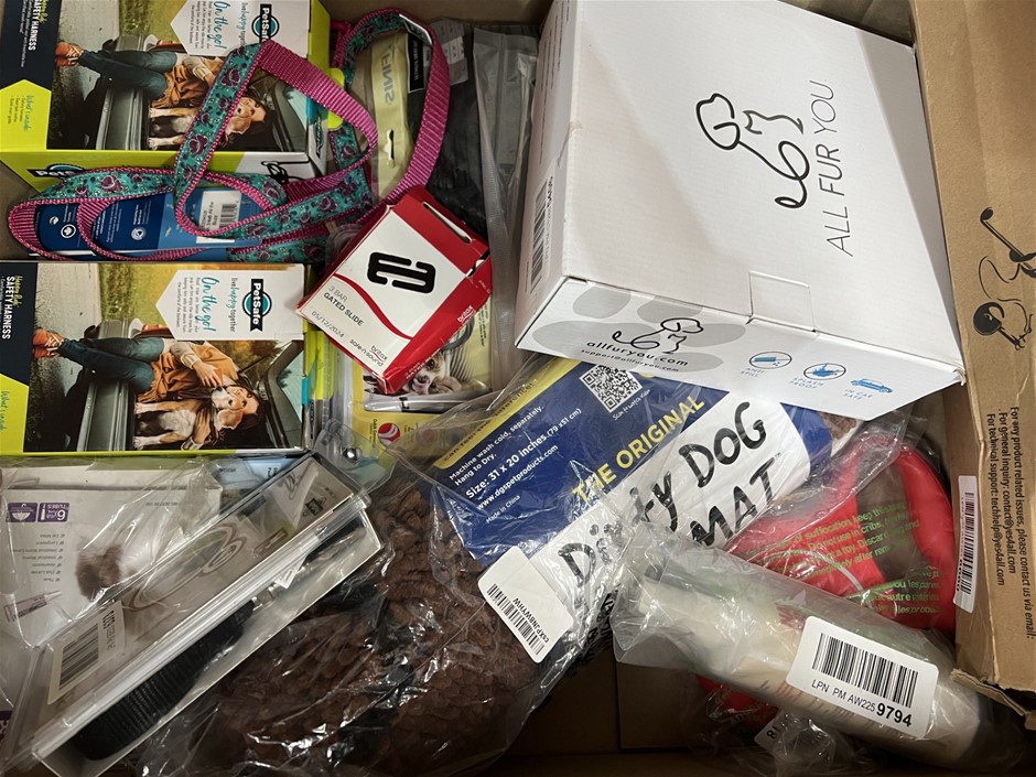 Box Of Assorted Pet Products. NB: Photo as is. Some Not in Original Packagi