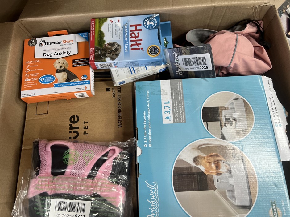 7 x Assorted Pet Products. NB: Photo as is. Some Not in Original Packaging,