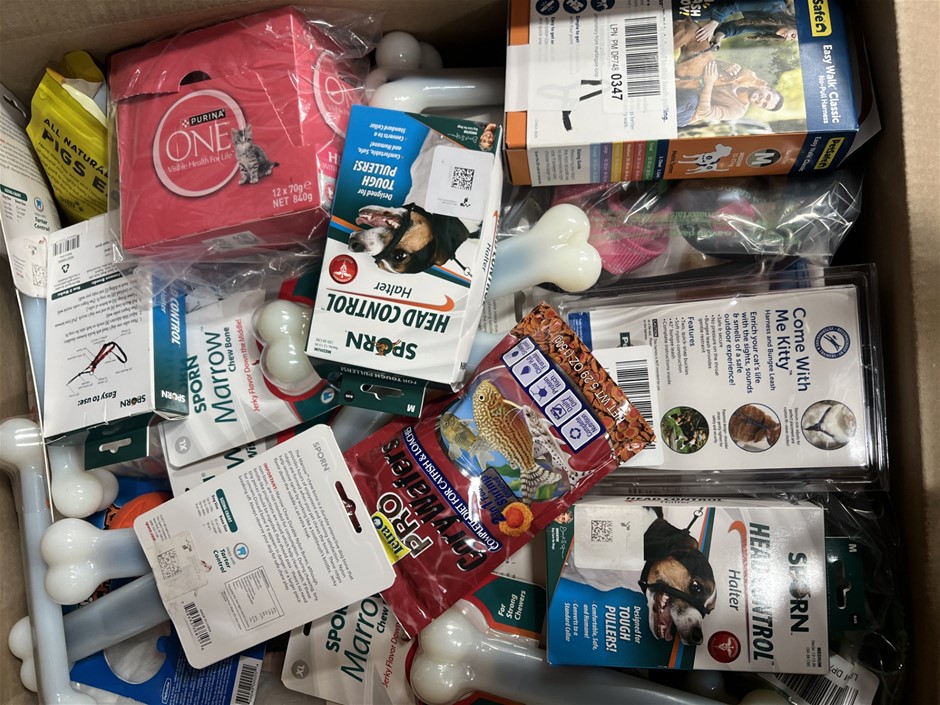 20 x Assorted Pet Products. NB: Photo as is. Some Not in Original Packaging