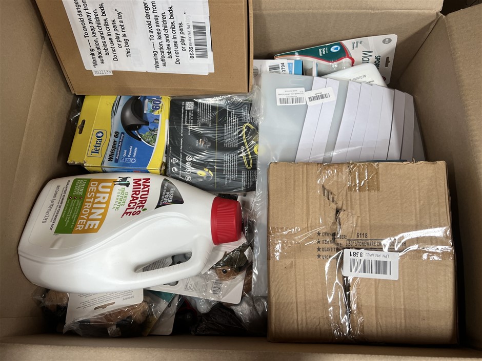 10 x Assorted Pet Products. NB: Photo as is. Some Not in Original Packaging
