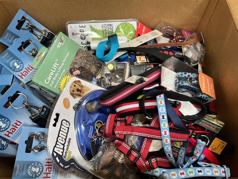 20 x Assorted Pet Products. NB: Photo as is. Some Not in Original Packaging