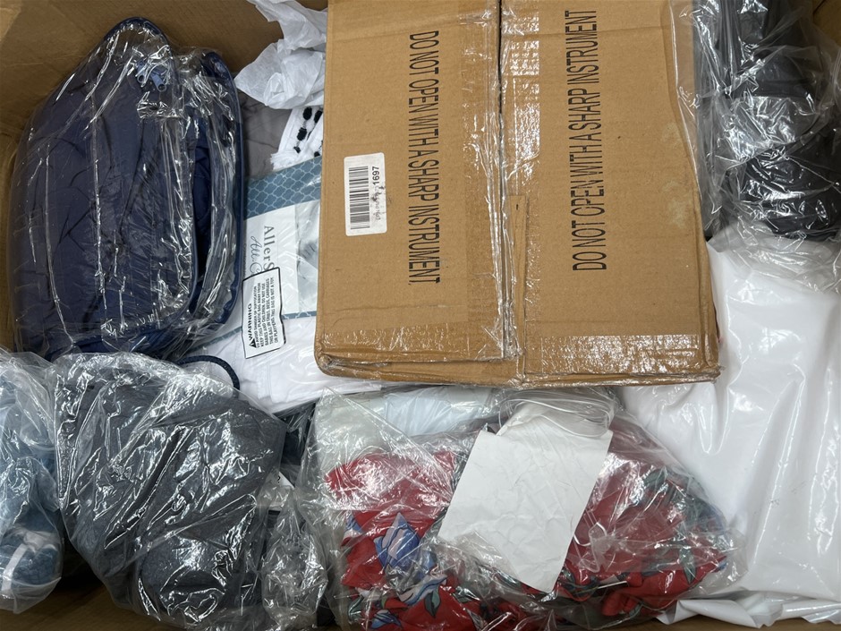 9 x Assorted Bedding/Curtain products. NB: Photo as is. Some Not in Origina