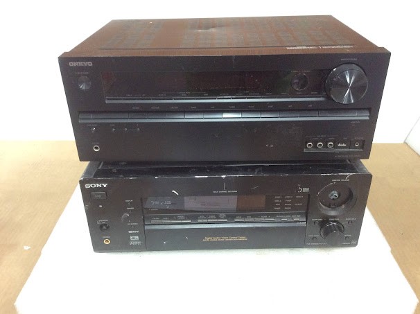 Sony STR-DB1070 FM-AM Receiver&Onkyo HT-R690 AV Receiver (Lot of 2)