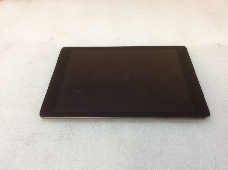 Apple iPad Air 1 (A1474) 16GB Tablet