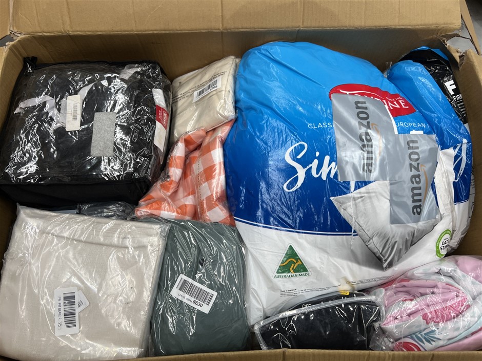 14 x Assorted manchester products; Incl. Pillows, Sheets, Quilts & More. NB