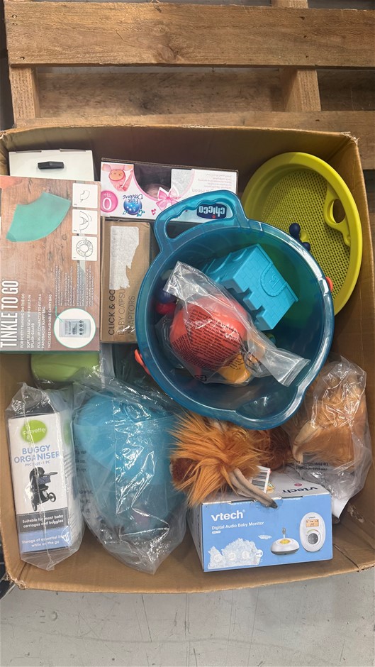 Assorted Box of Baby Items incl: Monitors, Organisers and more. NB: Items