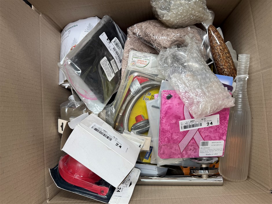 Assorted Box of Household/Houseware Items incl: Decorations, Bottles, Mats