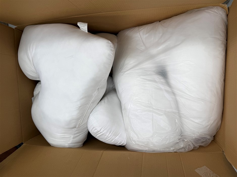 2 x Unused Pregnancy Pillows 