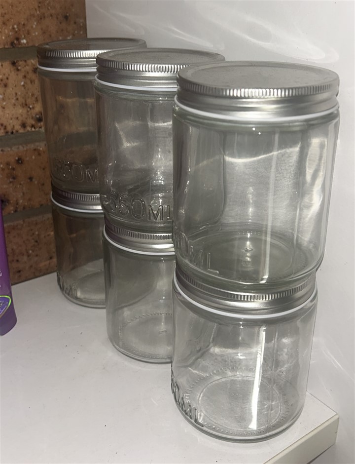 6x 550mL Glass Jars with Lids