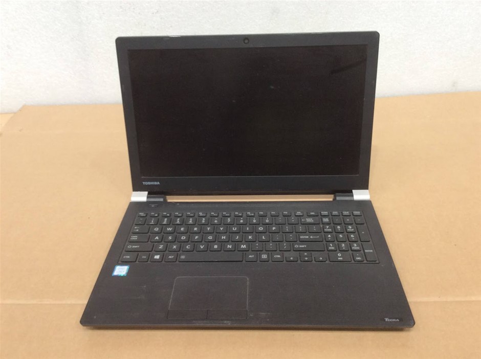 TOSHIBA TECAR-A50-E Laptop I5-8250U 8GBRAM 500GB Black