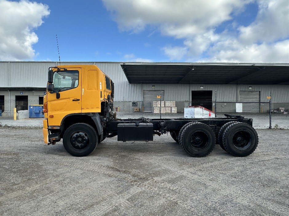 2012 Hino FM500 6x4 Cab Chassis