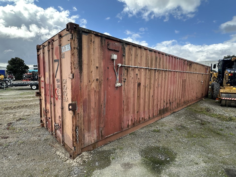 <p>1 x 40F Shipping Container</p>