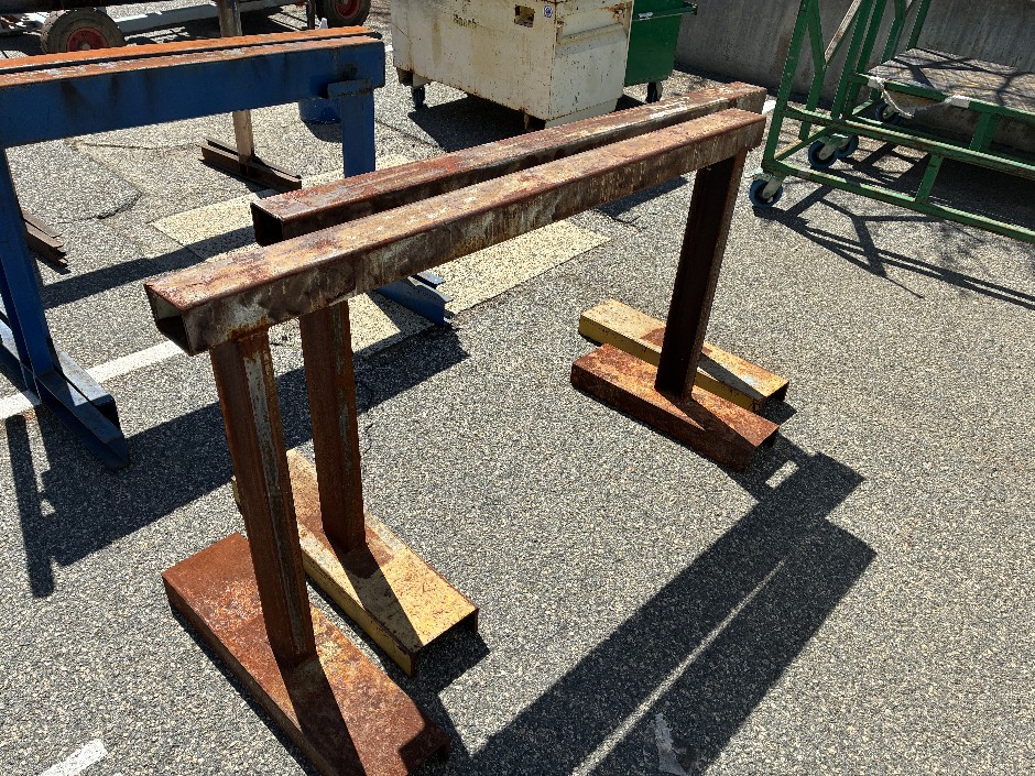 <p>Steel Welding Stands - Bibra Lake</p>