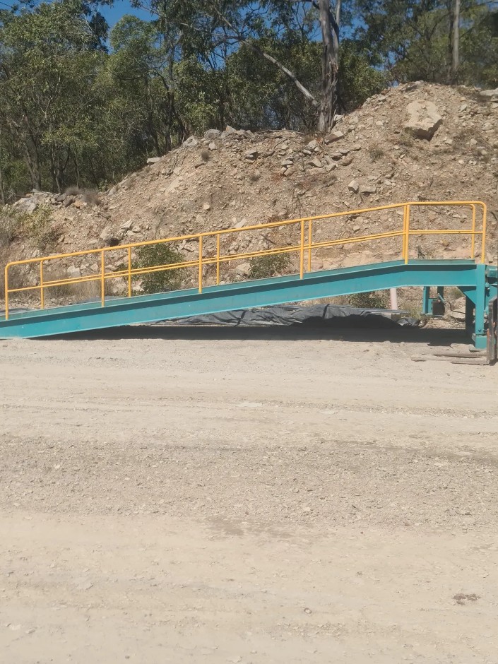 Heavy Duty Steel Mobile Loading Ramp